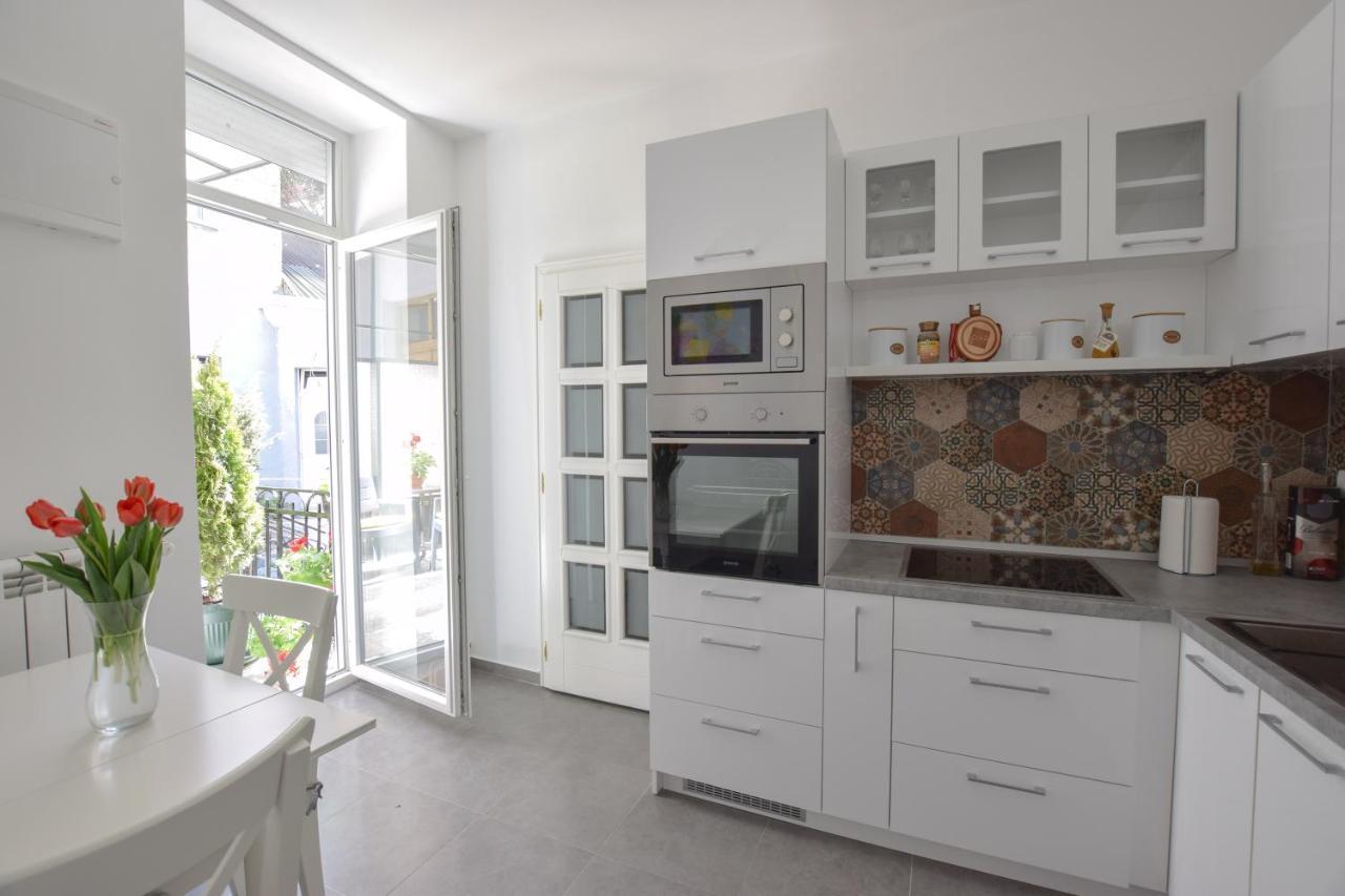 Crown Apartment - Your Most Comfortable Stay Beograd Eksteriør bilde
