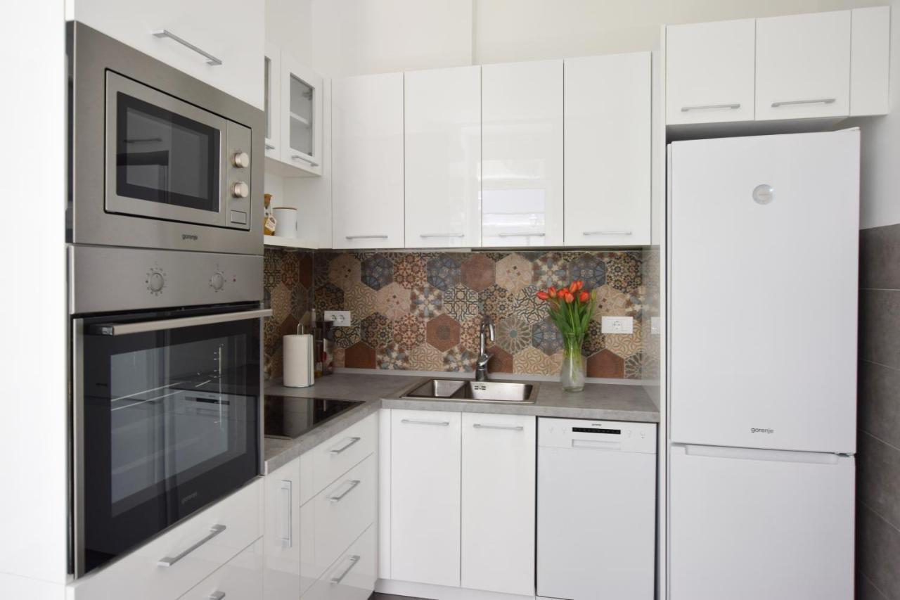 Crown Apartment - Your Most Comfortable Stay Beograd Eksteriør bilde