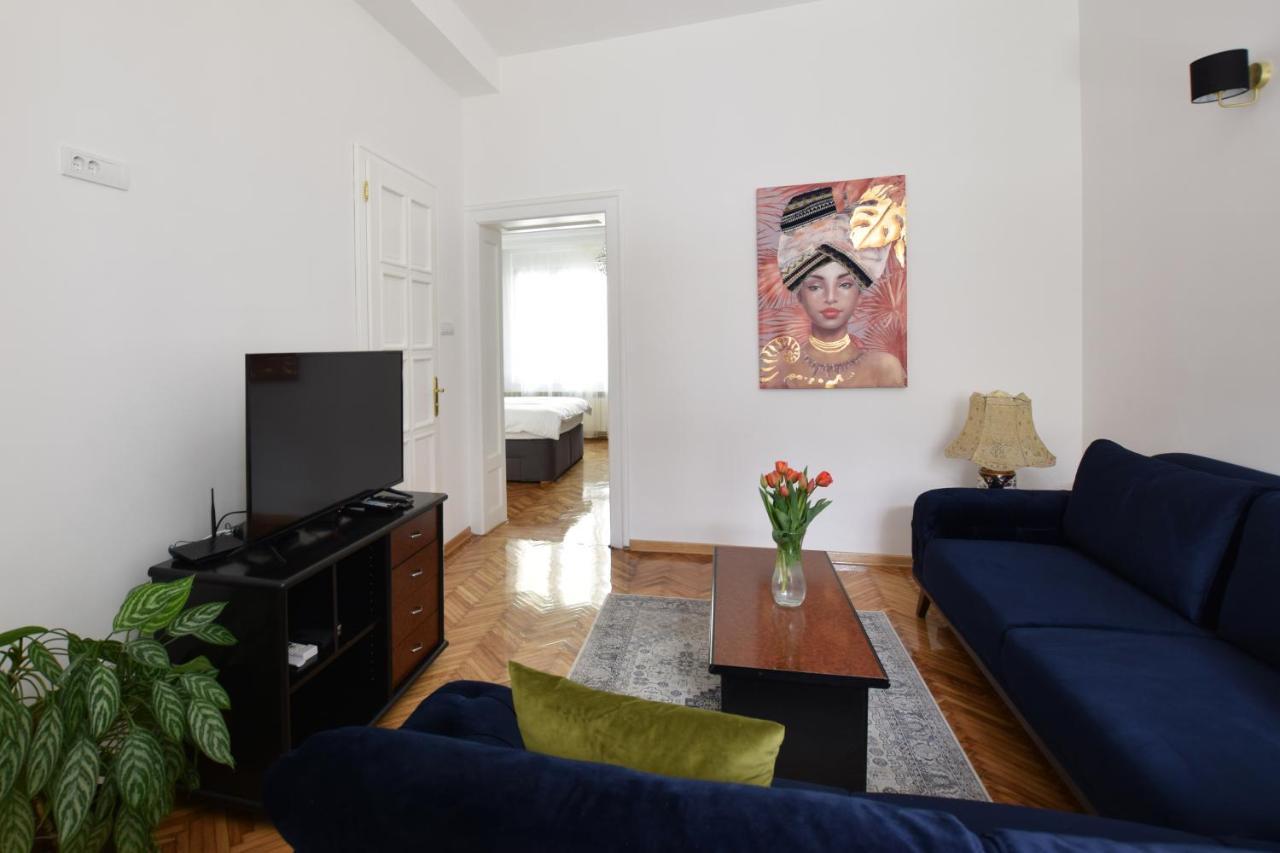 Crown Apartment - Your Most Comfortable Stay Beograd Eksteriør bilde