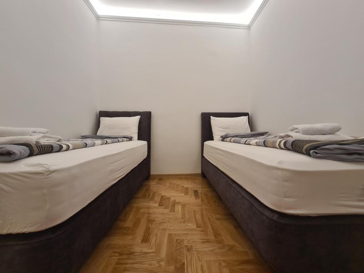 Crown Apartment - Your Most Comfortable Stay Beograd Eksteriør bilde