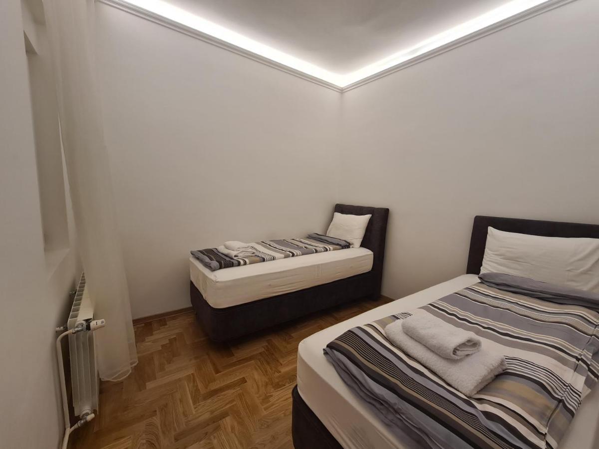 Crown Apartment - Your Most Comfortable Stay Beograd Eksteriør bilde